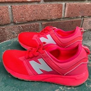 SOLDNew balance sneakers